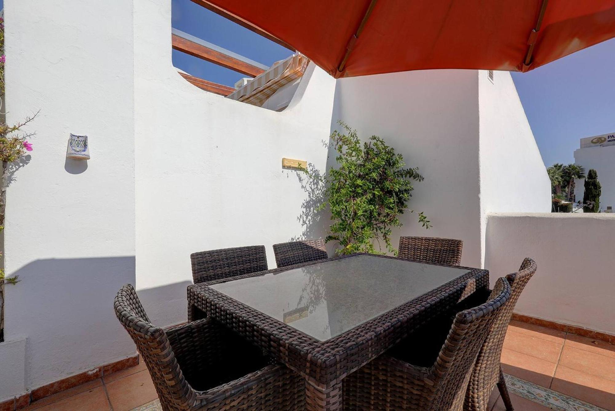 082 - Stunning Sea Views Beachfront Apartment Benalmádena Zewnętrze zdjęcie