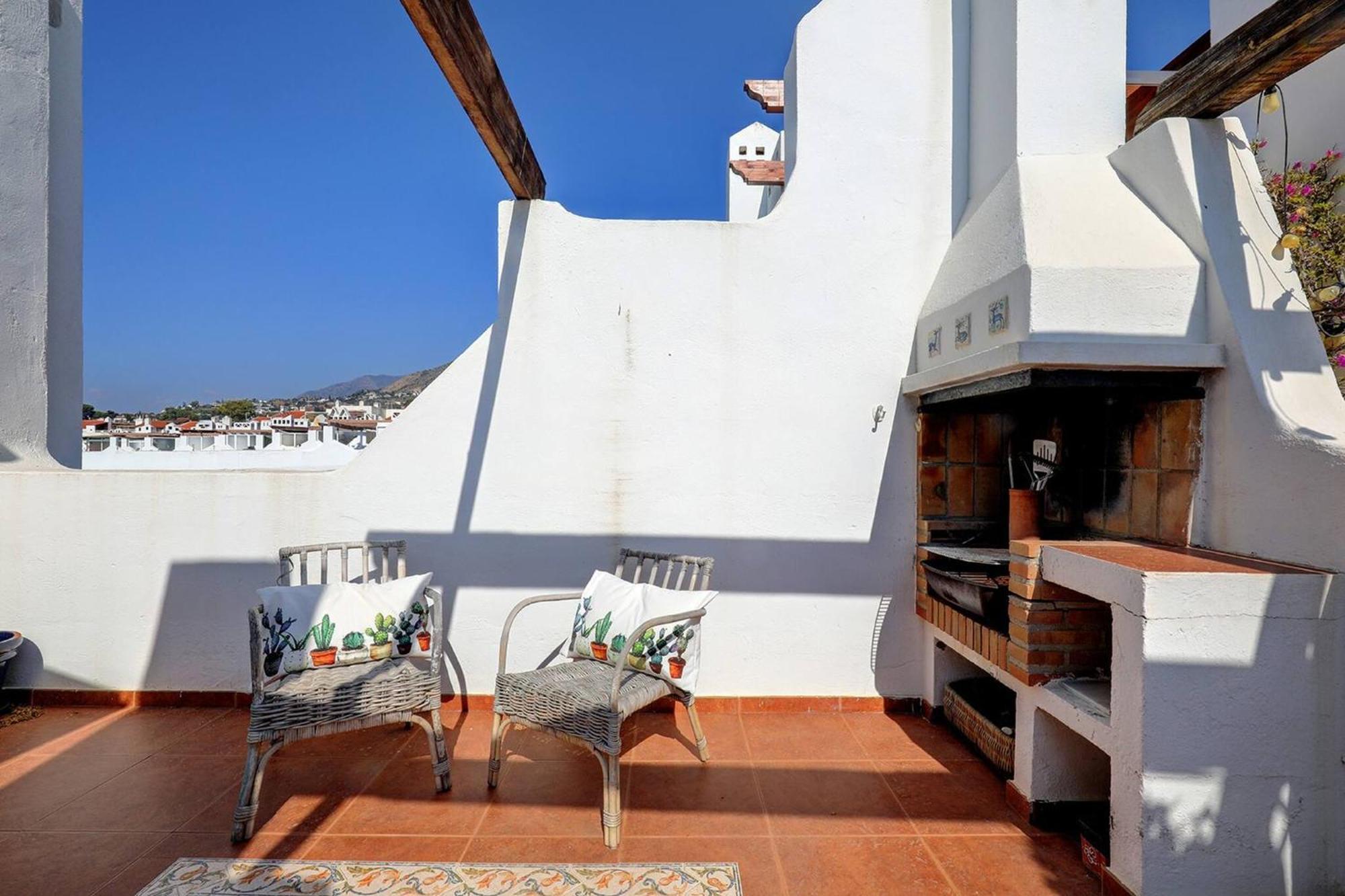 082 - Stunning Sea Views Beachfront Apartment Benalmádena Zewnętrze zdjęcie